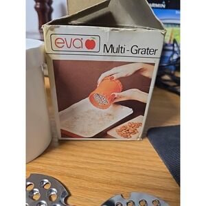 EVA Multi-Grater Used With Box And 2 Size Grater Sleeves